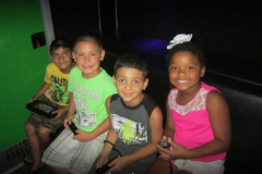 game-truck-kids-playing-12